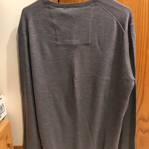 Calvin Klein Extra Fine Merino Wool V-Neck Sweater - Picture 6 of 8